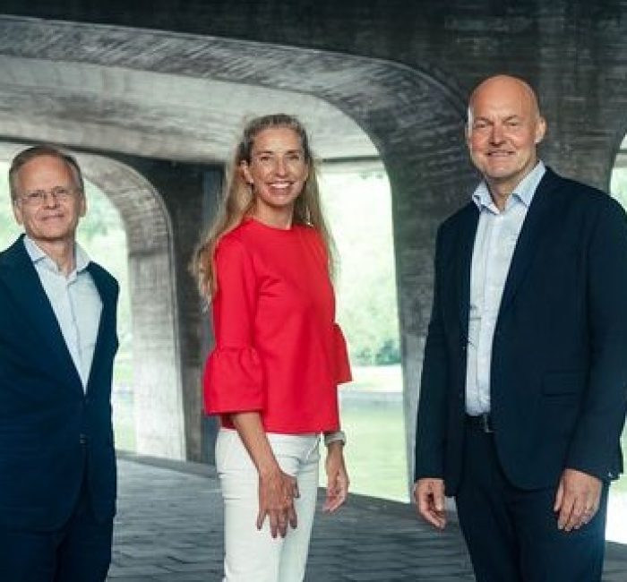 Fr.v: Lars Wollung, styrelseordförande; Beata Wickbom, styrelseledamot; Jöregen Aronsson, vd.