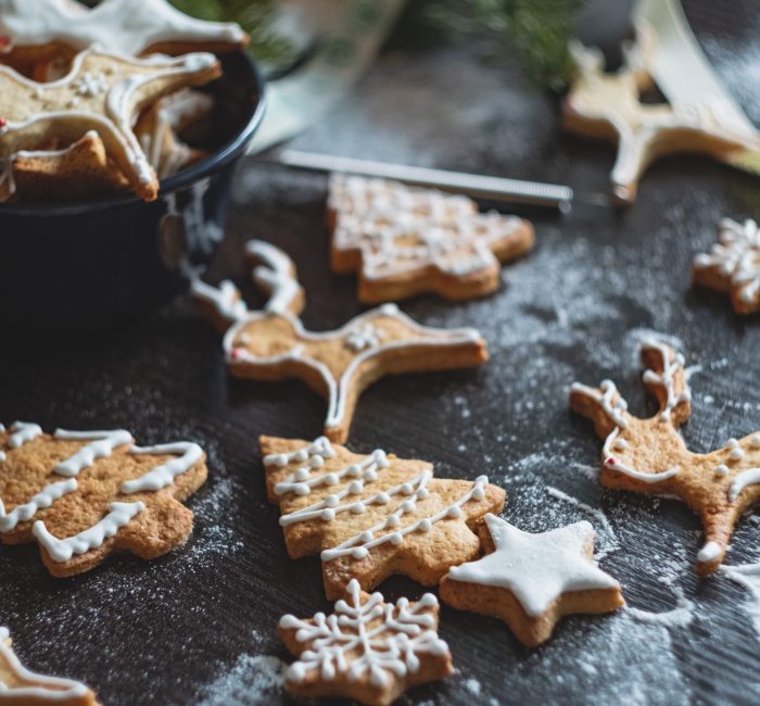 God Jul och gott nytt år önskar Implema